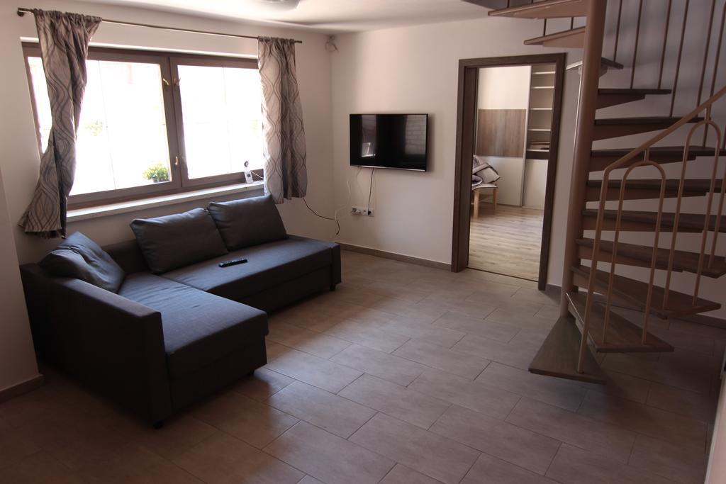 Apartmany Maly Princ ボイニツェ エクステリア 写真