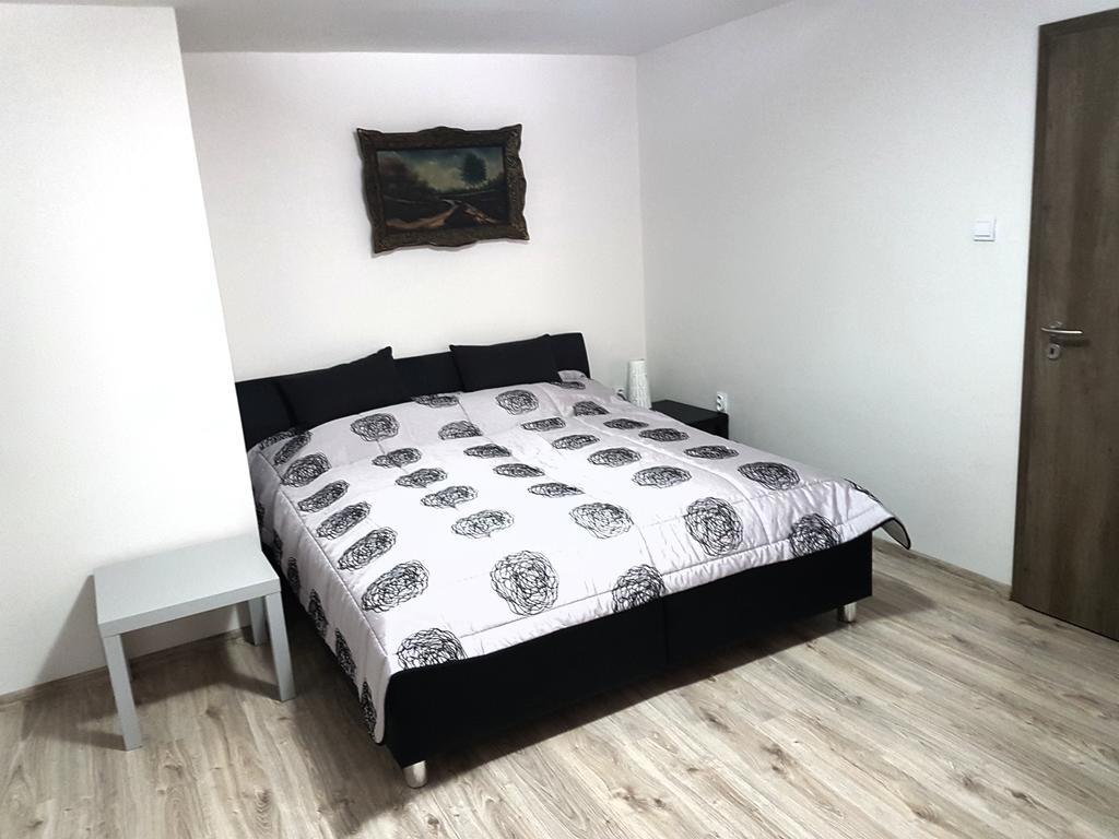 Apartmany Maly Princ ボイニツェ エクステリア 写真